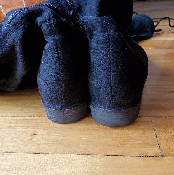 Boot - Picture 5 of 8